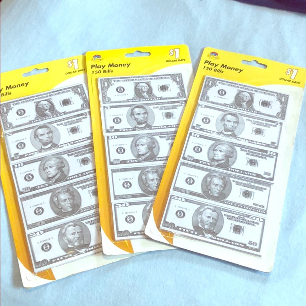 FREE W/ BUNDLE Play money